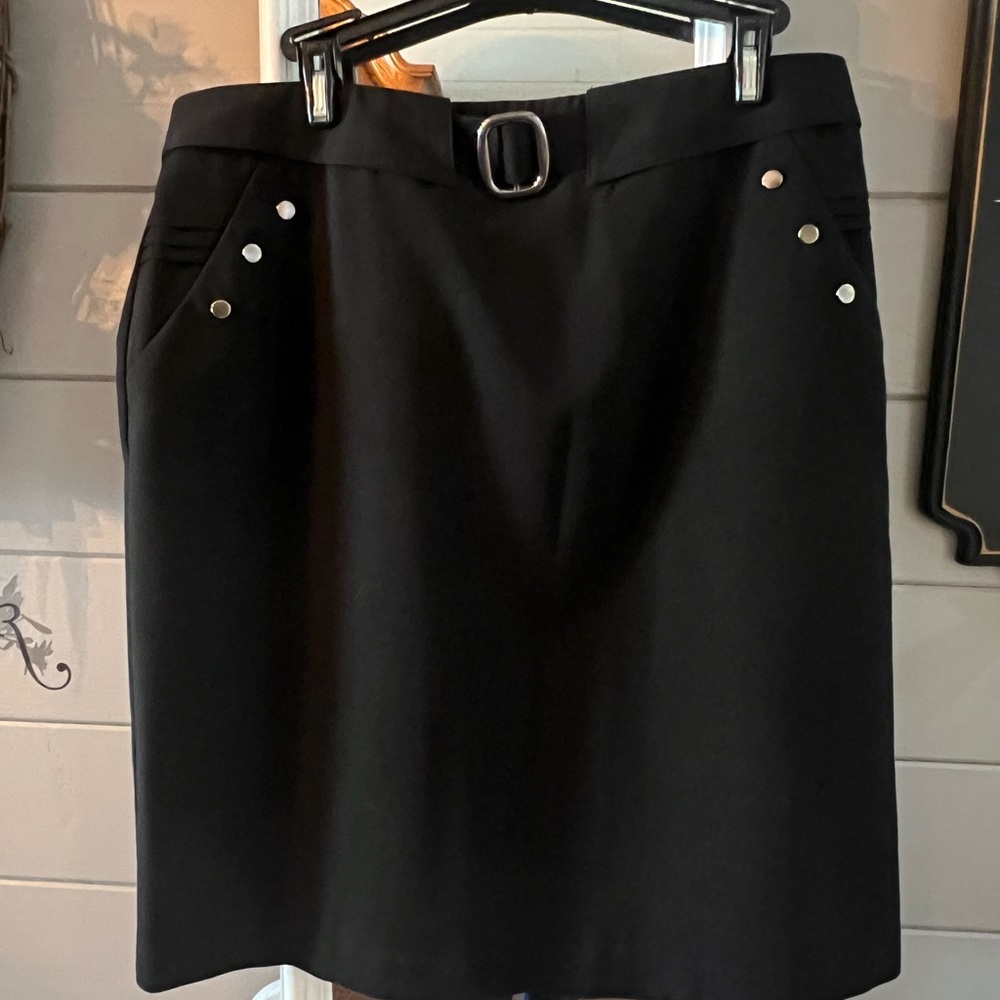 Larry Levine Black Pencil Skirt Knee-Length Work Style